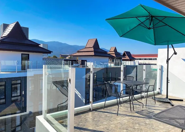 De Luxe Boutique & Rooftop
