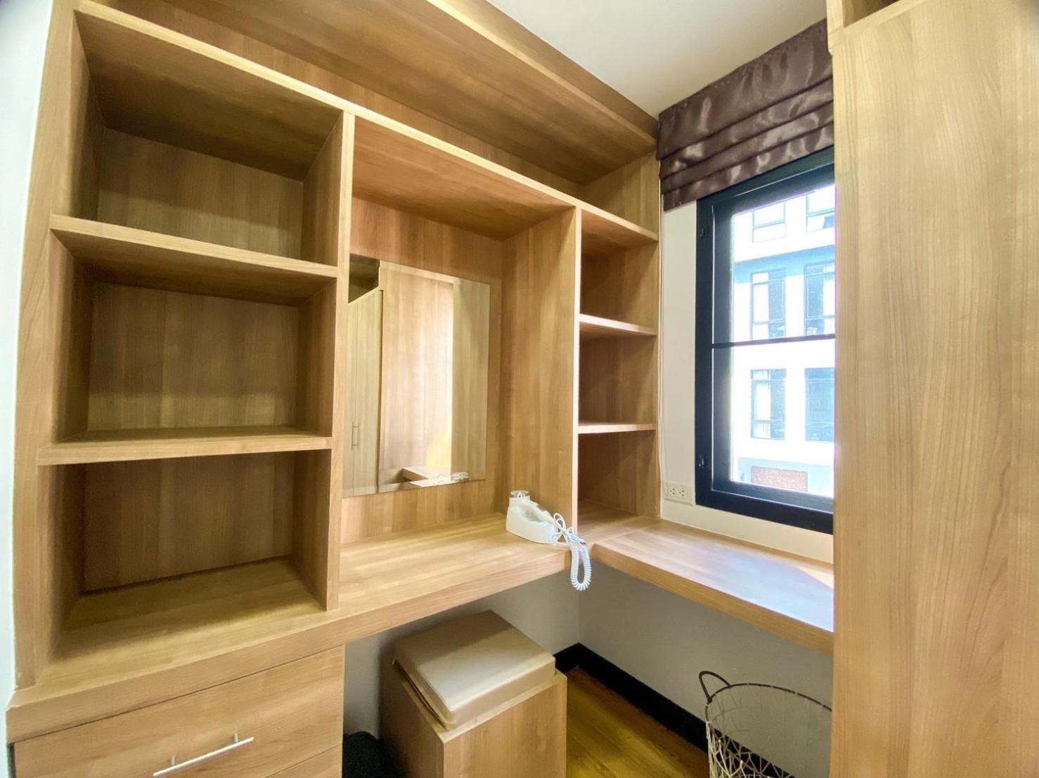 De Luxe Boutique & Rooftop Guest house